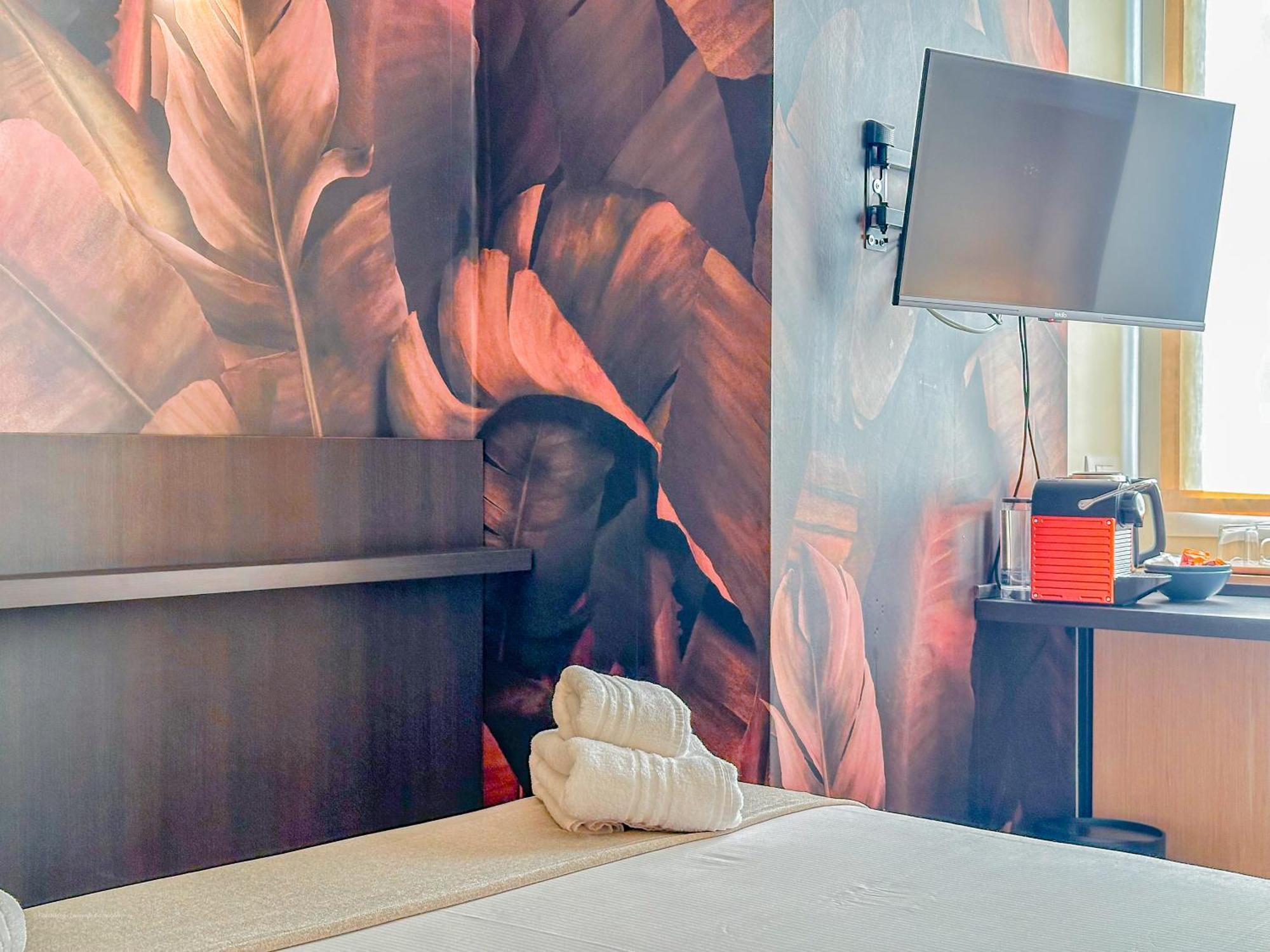 Fontana Suites - 15 Min Dal Duomo Milano Phòng bức ảnh