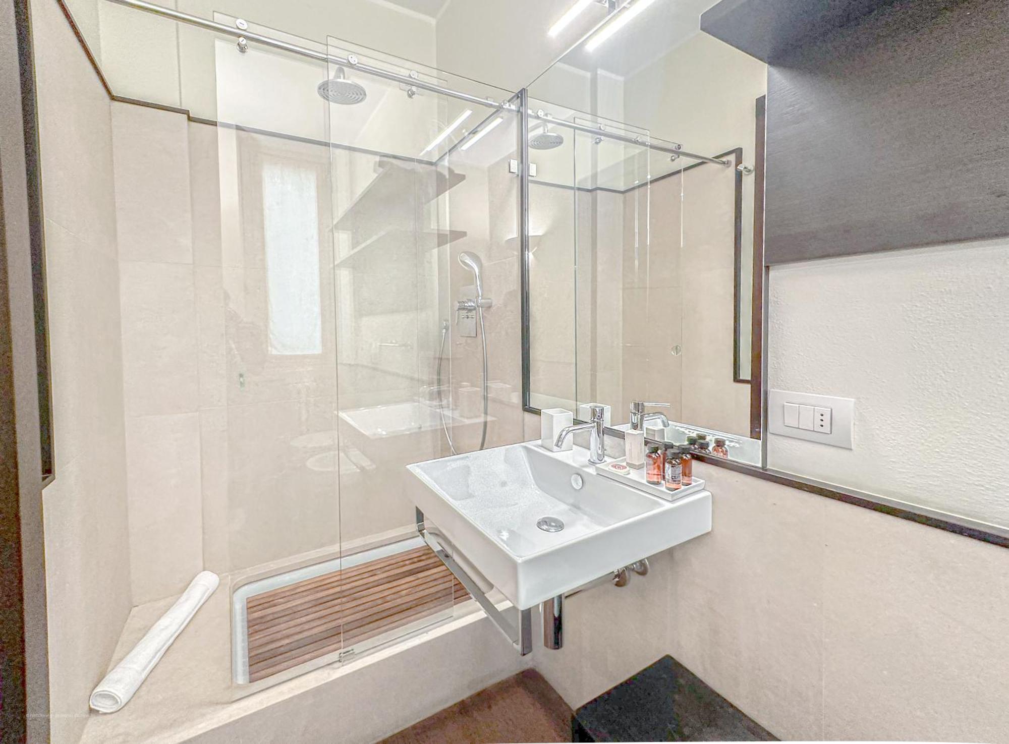 Fontana Suites - 15 Min Dal Duomo Milano Phòng bức ảnh